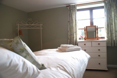 Newfield Holiday Cottages image 9